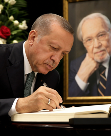Erdogan-Halil-Inalciki-10.-olum-yildonumunde-andi-openai-image