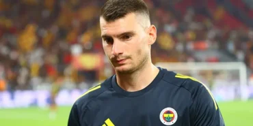 Fenerbahce8217den-donus-sinyali-ama-ayrilik-ihtimali-yukseliyor-featured