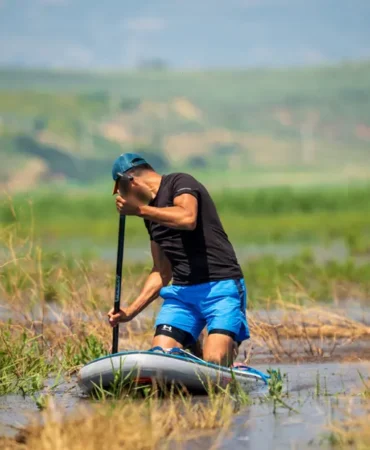 Flamingolari-rahatsiz-eden-SUP-ve-dron-operasyonu-cezayla-sonuclandi-featured