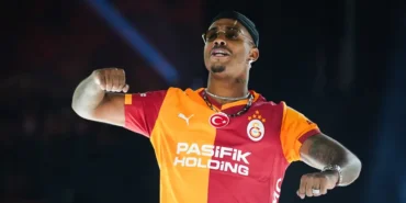 Galatasaray-2-yillik-sozlesmeyi-resmen-duyurdu-Zaferlere-ihtiyac-var-featured