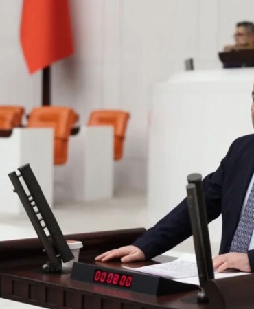 Gelecek-Partisi-Bursa-Milletvekili-Kani-Torun-Bagimsiz-Oldu-featured