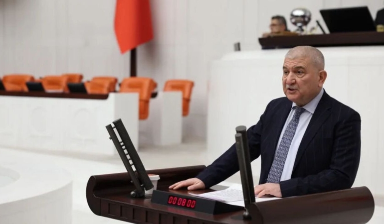 Gelecek-Partisi-Bursa-Milletvekili-Kani-Torun-Bagimsiz-Oldu-featured