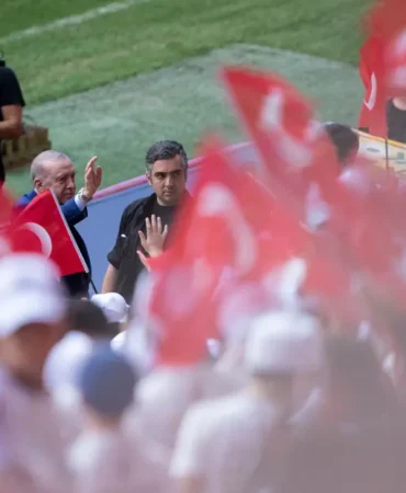 Gencler-gecmisin-kirli-oyunlarina-asla-alet-edilmez-featured