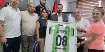 Gokhan-Ozkul8217dan-gencler-icin-spor-yatirimi-cagrisi-Bursa8217da-featured