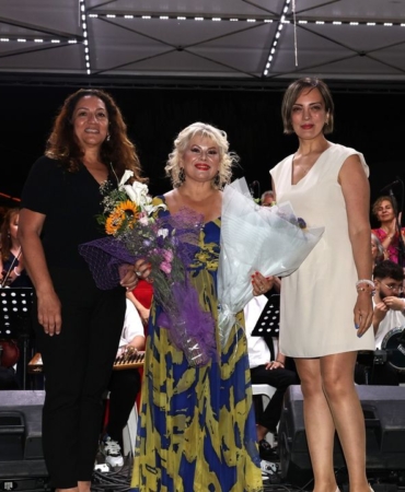 Golyazida-Sezen-Aksu-gecesi-Geri-Don-aniliyor-featured