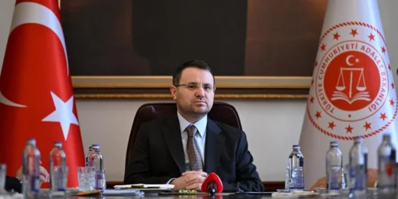 Gürlek: Ahbap Soruşturması Aydınlatılacak; İstismar Edilemez