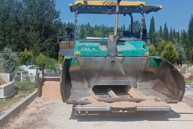 Hamitler-Kent-Mezarligi-ic-yollarina-soguk-asfalt-basladi-featured
