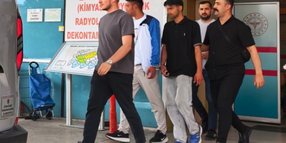 İnegöl’de iki kişi genci tekme tokat darp edip kolyesini gasp etti