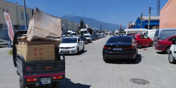 Inegol8217de-triportor-ile-otomobil-carpisti-1-yarali-featured