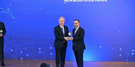 İnegöl’ün Yalın Belediyecilik Projesi Bakanlıktan Verimlilik Ödülü Aldı