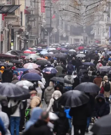 Istanbul8217da-yagmur-basliyor-sicaklik-8-derece-dusecek-sel-riski-artiyor-featured