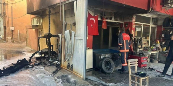 İşyerindeki Yangın, İtfaiyenin Hızlı Müdahalesiyle Söndürüldü
