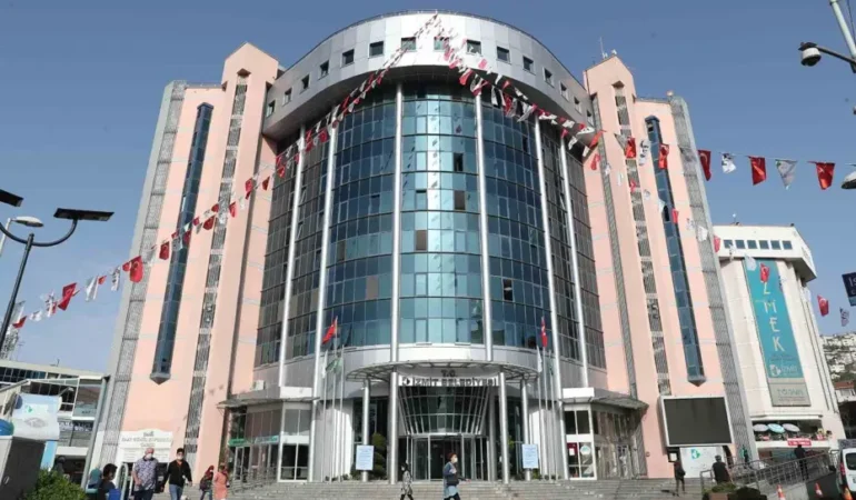 Izmit8217te-baskanvekili-secimi-30-Temmuz-Persembe-featured
