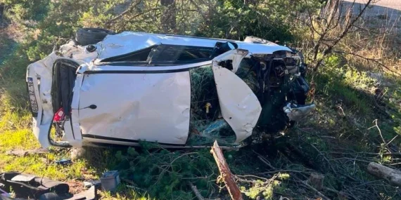Kastamonu’da otomobil şarampole yuvarlandı; 5 yaralı
