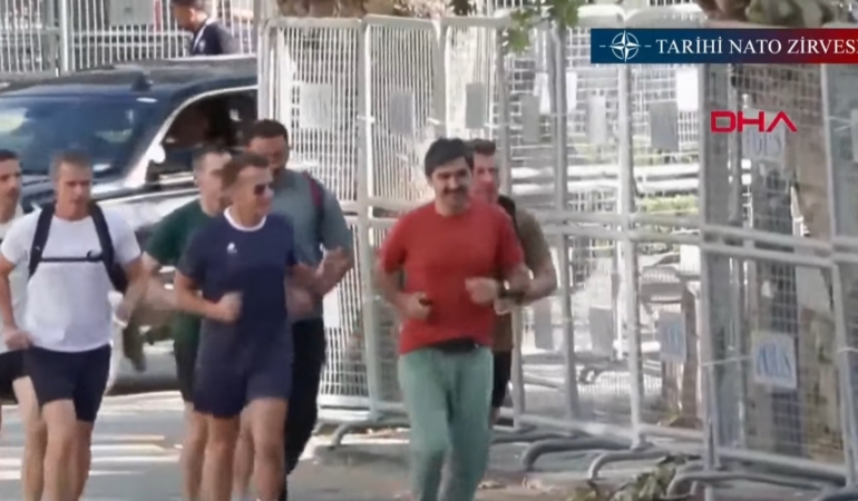 Macron-Ankarada-sabah-kosusunda-sporun-ardindan-Bestepe-featured