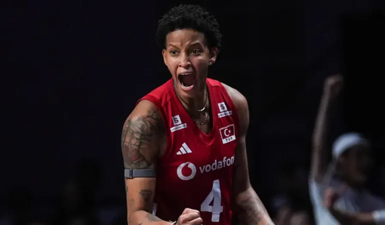 Melissa-Vargas-sovuyla-final-MVP8217si-oldu-Turkiye-zirveye-cikti-featured