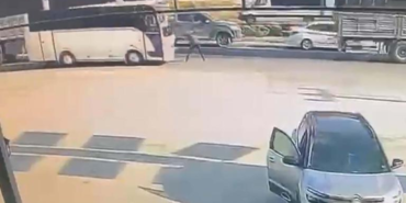 Midibusun-carpmasi-servis-soforunun-hayatini-kaybetti-featured