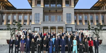 NATO-Zirvesi-Krizi-Babis-Heyete-Dahil-Edilmedi-Pavel-Dava-Etti-featured