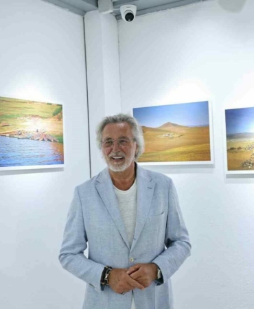 Nilufer8217de-Uzaklarda-Bir-Yerlerde-Sergisi-Acildi-featured