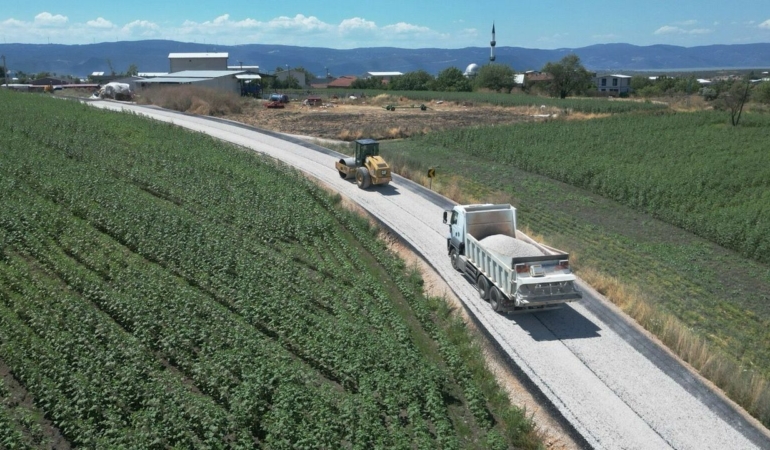 Nilufer8217de-ulasim-icin-sathi-asfalt-kaplama-calismasi-basladi-featured