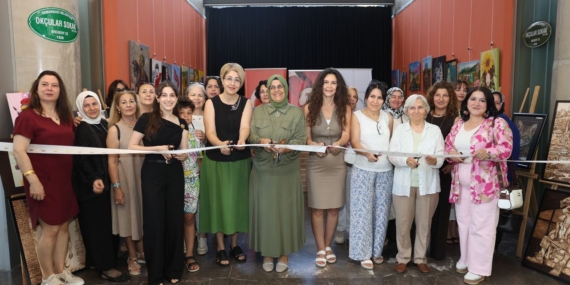 OSMEK kursiyerlerinin eserleri sergiyle sanatseverlerle buluştu