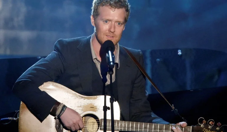 Oscar-odullu-Glen-Hansard-Dublin8217de-motosiklet-kazasinda-hayatini-kaybetti-featured