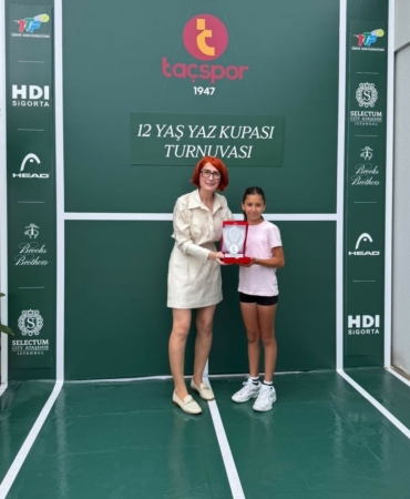 Osmangazili-genc-tenisci-finale-yukseldi-gurur-kaynagi-oldu-featured