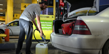 Petrol-devi-Rusya8217da-yakit-krizi-buyuyor-featured