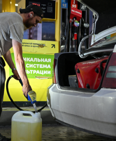 Petrol-devi-Rusya8217da-yakit-krizi-buyuyor-featured