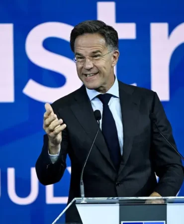 Rutte-savunma-sanayinde-devrim-cagrisi-makineler-kukremeli-featured
