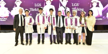 Sahinkayadan-LGSde-cift-Turkiye-birinciligi-elde-edildi-featured