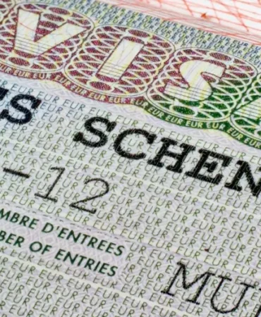 Schengen8217de-8216guvenilir-kisiler8217-formulu-masada-5-yillik-vize-kimlere-featured