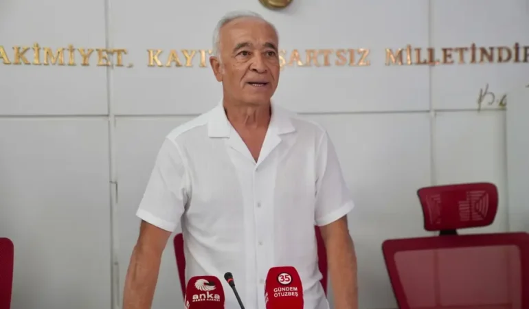 Seferihisar8217da-CHP8217li-Fuat-Gumus-Baskanvekili-Secildi-featured