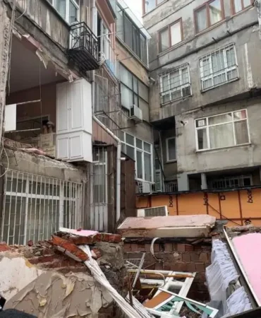 Sisli8217de-duvar-coktu-mahallede-deprem-panigi-yasandi-featured
