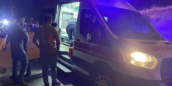 Sivas’ta 2 otomobil kafa kafaya çarpıştı: 6 yaralı