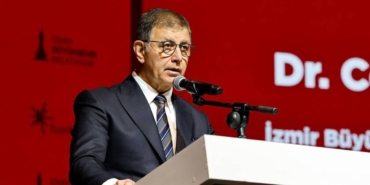Torenle-AK-Parti-Rozeti-Takilmasi-sasirtici-olmaz-featured