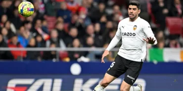 Trabzonspor8217dan-yeni-transfer-milli-oyuncu-Cenk-Ozkacar-resmen-aciklandi-featured