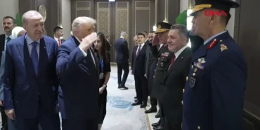 Trump-karsilama-heyetindeki-Turk-komutanlara-asker-selami-verdi-featured