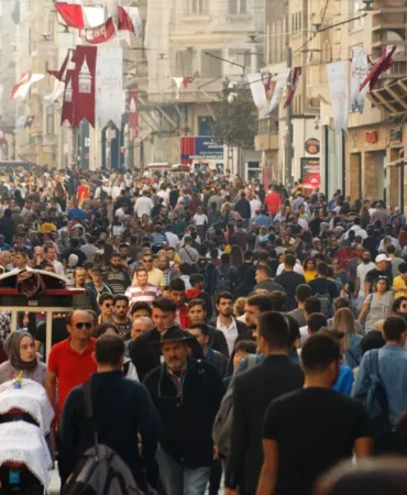 Turkiye-dunya-ortalamasini-asti-TUIK-omur-surelerini-acikladi-featured