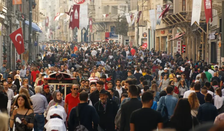 Turkiye-dunya-ortalamasini-asti-TUIK-omur-surelerini-acikladi-featured