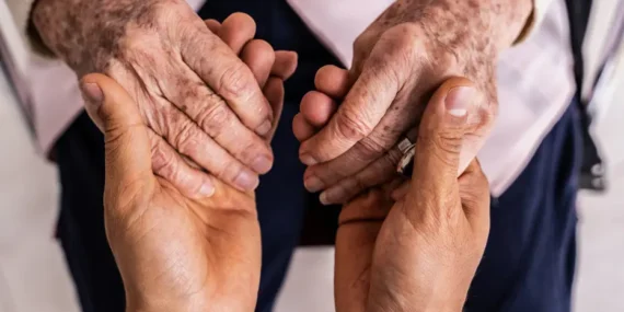 Türkiye’de doğuşta beklenen yaşam süresi yükseldi