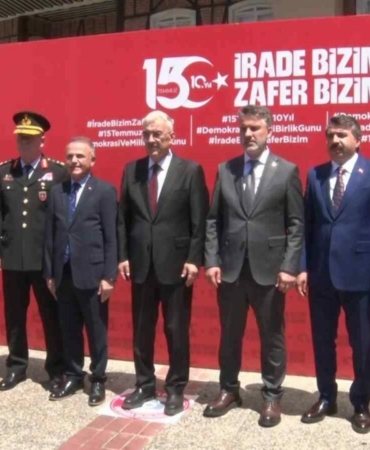 UNESCO-Meydaninda-15-Temmuzun-hafizasi-Anma-Merkeziyle-yasatiliyor-featured