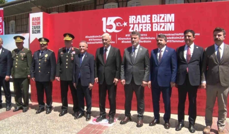 UNESCO-Meydaninda-15-Temmuzun-hafizasi-Anma-Merkeziyle-yasatiliyor-featured