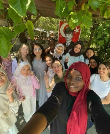 Uluslararasi-Ogrencilerle-Turk-El-Sanatlari-Dunyaya-Tasiniyor-featured
