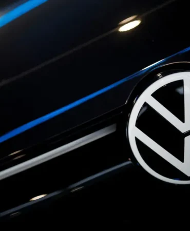 Volkswagen-50-bin-ek-istihdam-kesintisi-uzerinde-calisiyor-featured
