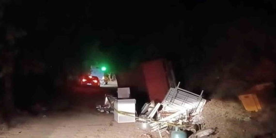 Yayla dönüşünde devrilen kamyonette 1 ölü, 1 yaralı