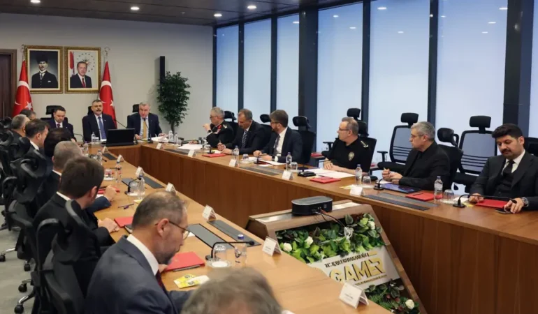 Yeni-Sezonda-Sanal-Devriyeler-Artirilacak-Kritik-Toplanti-featured