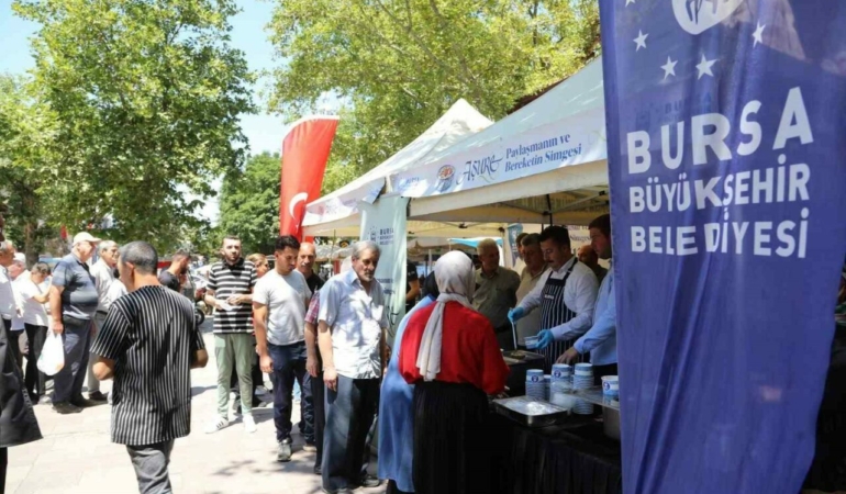 Yenisehir8217de-Muharrem-bereketiyle-asure-ikrami-featured