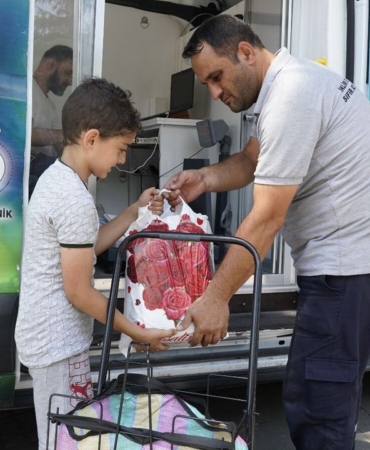 Yildirimda-60-ton-kitap-coplerden-geri-kazanildi-featured