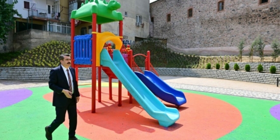 Yıldırım’da Parklarda Yaz Bakımı Hızlandı